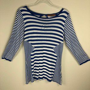Size Small Belldini Blue and White Sweater